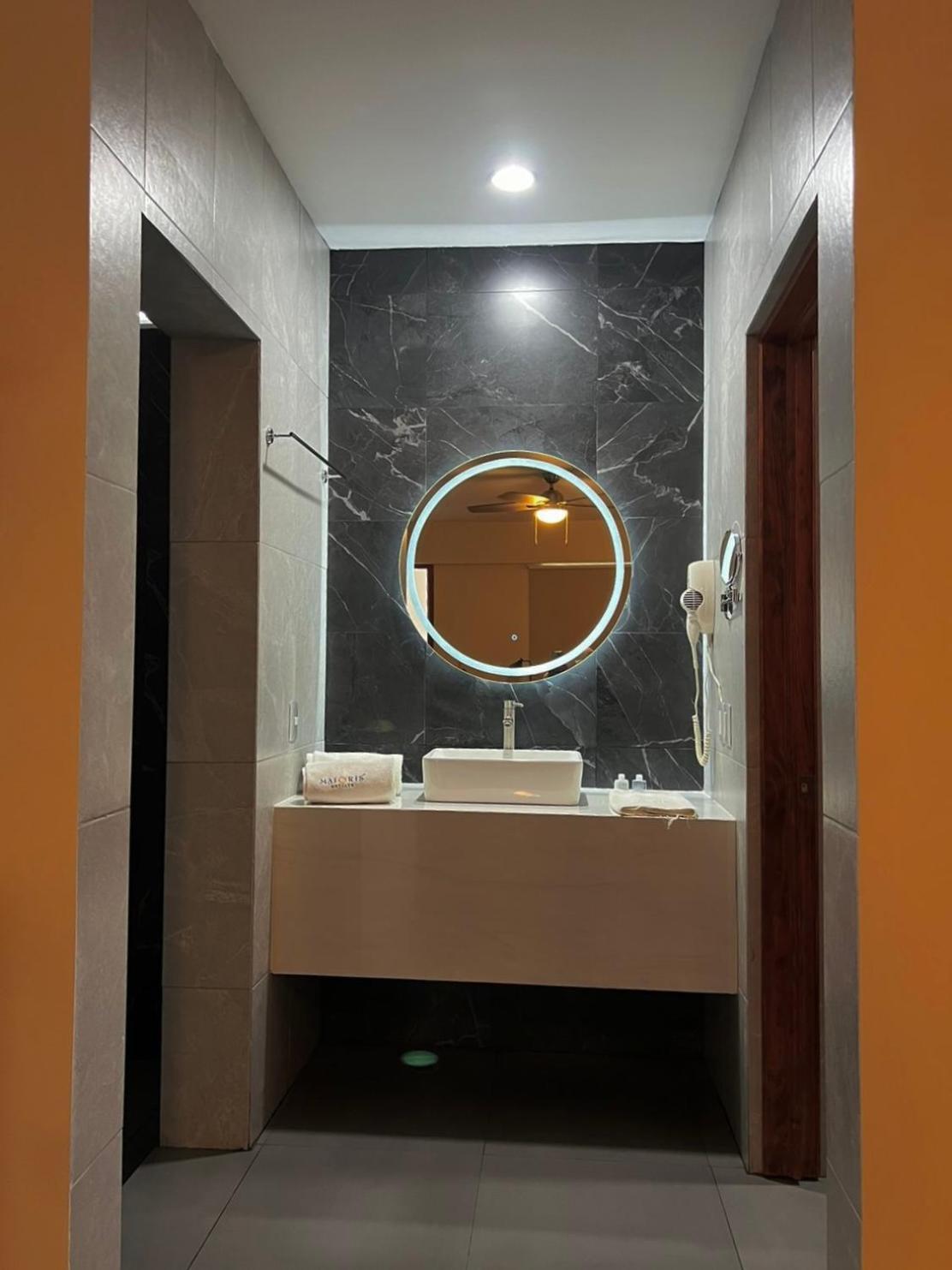 Hotel Maioris Guadalajara Palomar Exterior foto